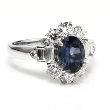 2.55 Cts. 18K White Gold Oval Cut Sapphire Diamond Right Hand Ring